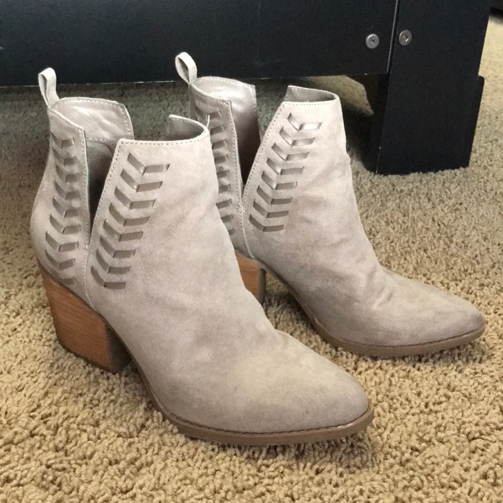 Carlos Santana embroidered booties